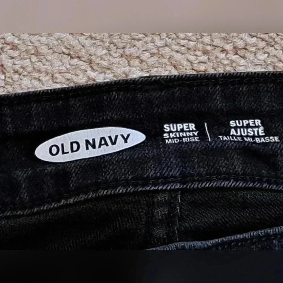 ❤️ Old Navy Super Skinny Jeans Black Denim Size 6 Stretch Mid Rise - Picture 6 of 9